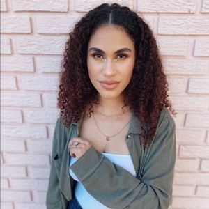 Meet your Posher, Jessica